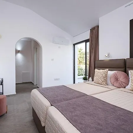 Villa Beautiful Coco ! Peyia